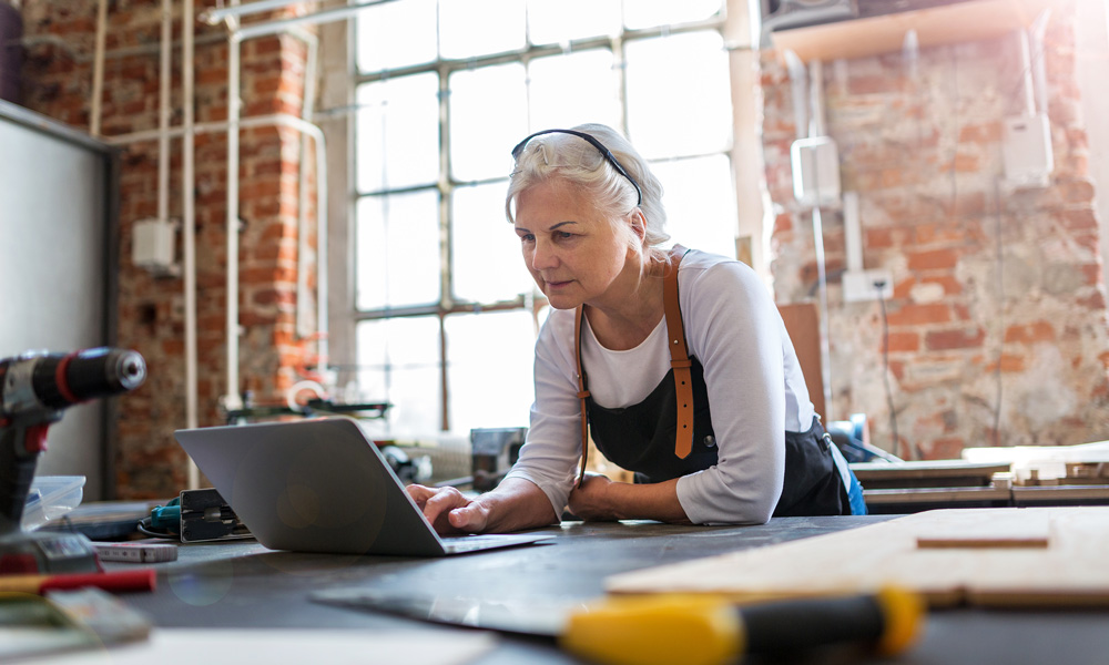 Making a credit card payment on the phone